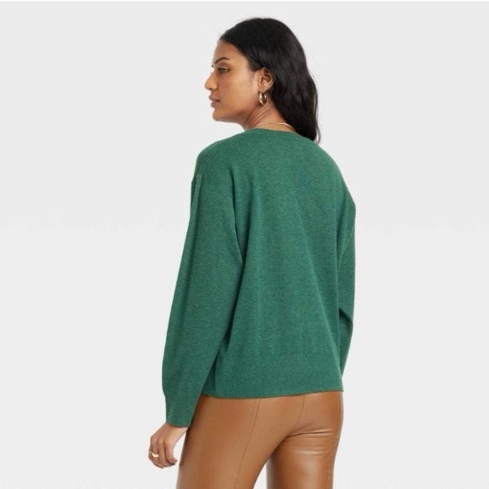 A New Day Green V Neck Sweatshirt Size XXL - Picture 6 of 10